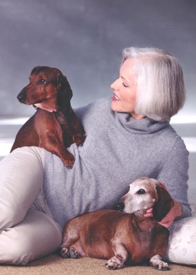 Joy Beckner bronze canine sculptor